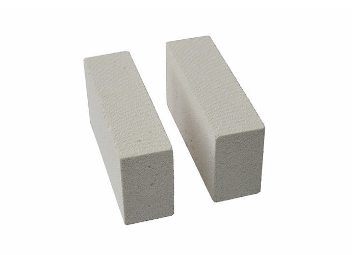 การหักเหของแสงสูง 1580C 1770C อิฐทนไฟสีขาวน้ำหนักเบาฉนวน Mullite Firebrick